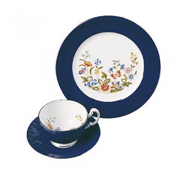 Набор чайный (чашка с блюдцем и тарелка)