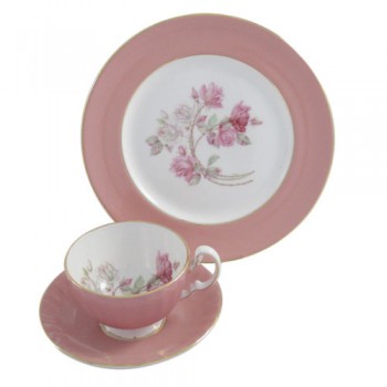 Набор чайный (чашка с блюдцем и тарелка) 3054