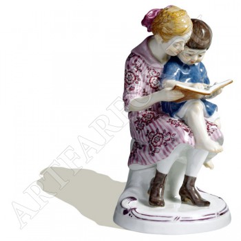 Фигурка «Два ребенка с книгой»
