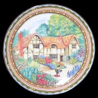 Настенные тарелки "Домик в деревне"