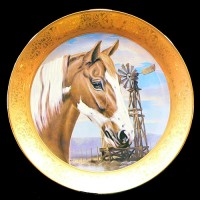 Настенные тарелки "Лошадь"